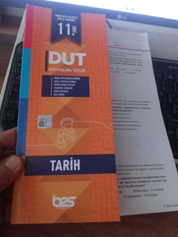 11.SINIF TARİH DERS UYGULAMA TESTLERİ(DUT)/bes Yayınları
