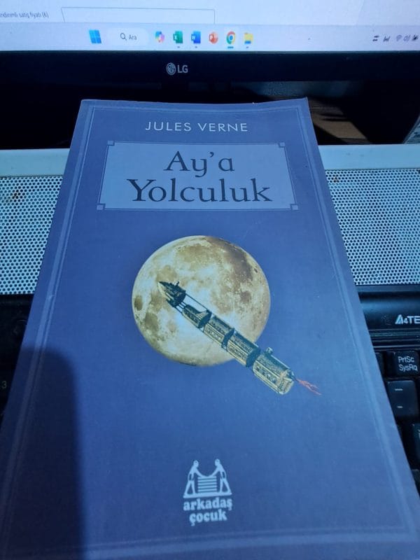 AY'A YOLCULUK/Jules VERNE