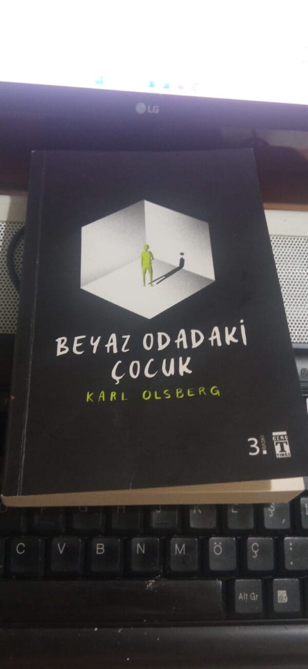 BEYAZ ODADAKİ ÇOCUK/Karl OLSBERG
