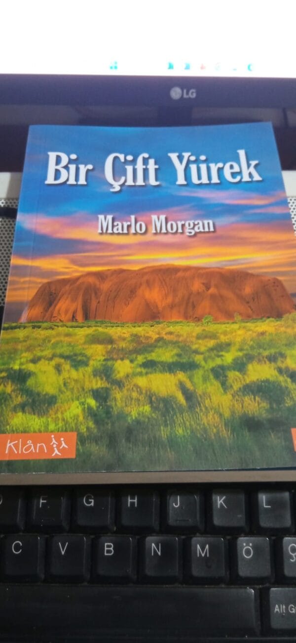 BİR ÇİFT YÜREK/Marlo MORGAN