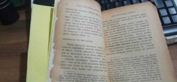 Bir Lise Öğrencisinin MİLLİ MÜCADELE ANILARI/Hıfzı Veldet Velidedeoğlu - Görsel 2