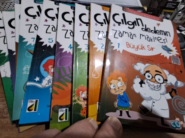 Çılgın dedemin Zaman Makinesi seti (9 Kitap)/Sara GÜRBÜZ ÖZEREN