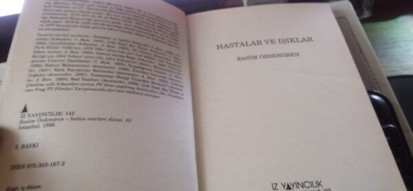 Hastalar ve Işıklar/Rasim Özdenören - Görsel 8