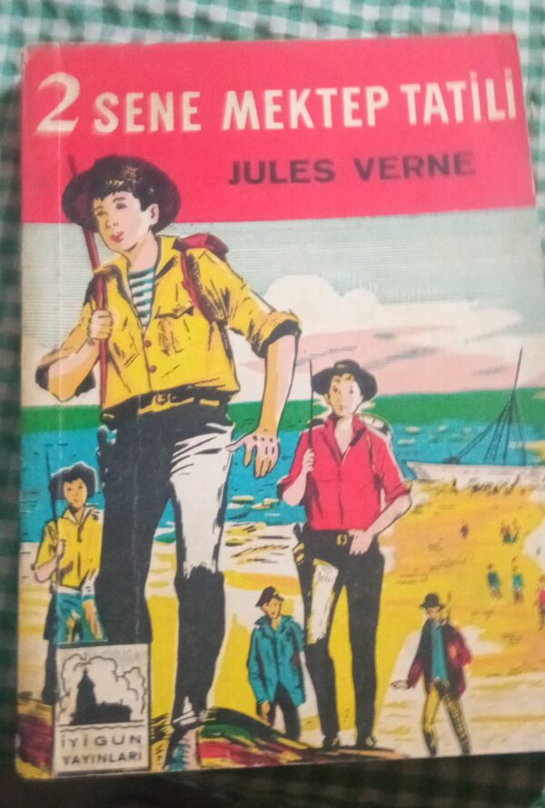2 SENE MEKTEP TATİLİ/Jules VERNE