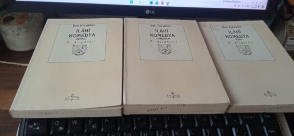 İLÂHÎ KOMEDYA(Cennet-Cehennem-Ârâf/Dante Alighieri