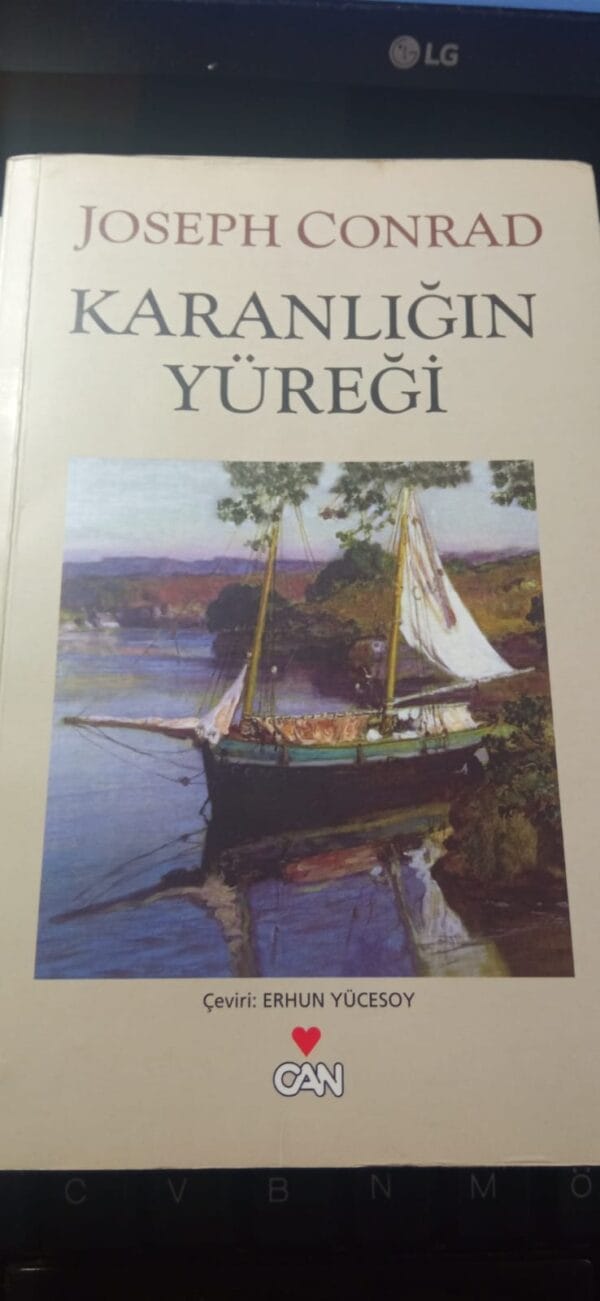 KARANLIĞIN YÜREĞİ/Joseph CONRAD