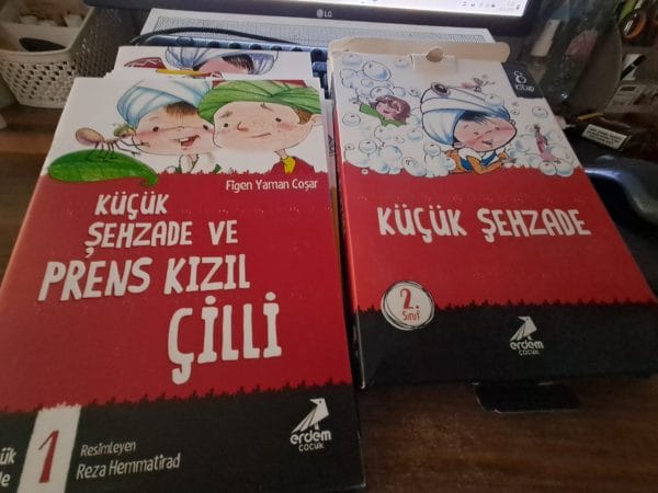KÜÇÜK ŞEHZADE (8 Kitap Set)/Figen Yaman COŞAR