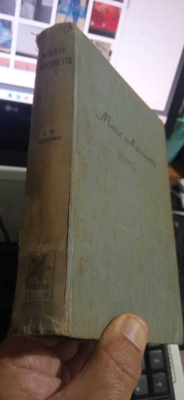 MARİE ANTOİNETTE/F.W.KENYON