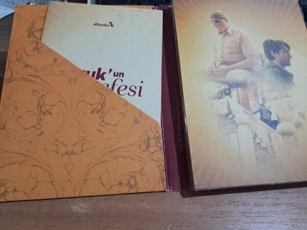 MÂŞUK'UN NEFESİ -(1 DVD) Mevlid-i Şerif Albümü (2 CD+Kitapçık) /Yönetmen Murat PAY - Görsel 2