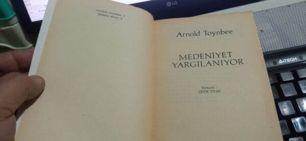 MEDENİYET YARGILANIYOR/Arnold TOYNBEE - Görsel 2