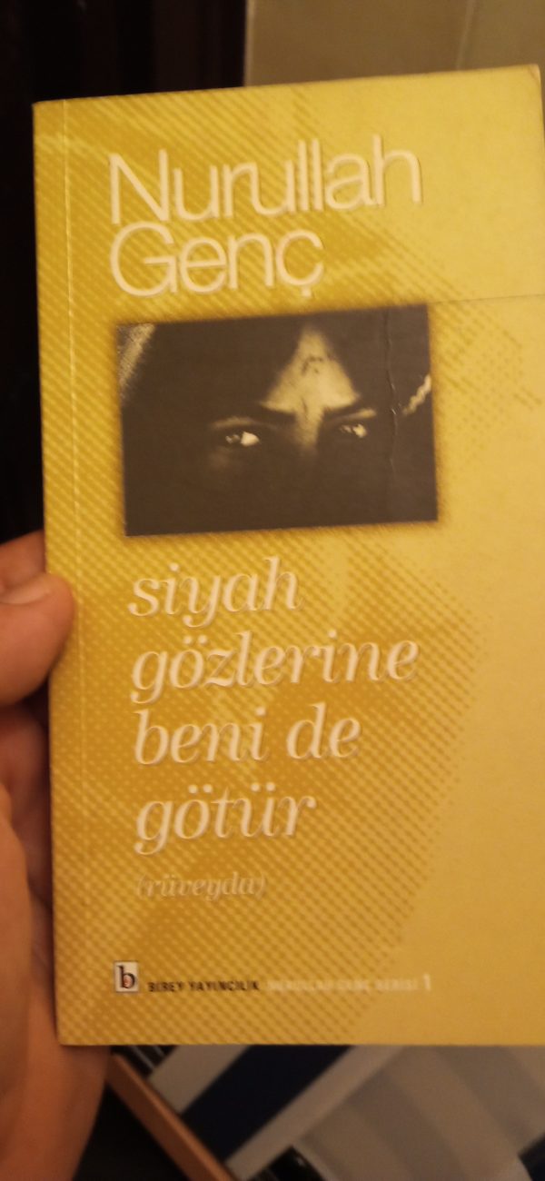 Siyah Gözlerine Beni de Götür/ Prof. Dr. Nurullah GENÇ