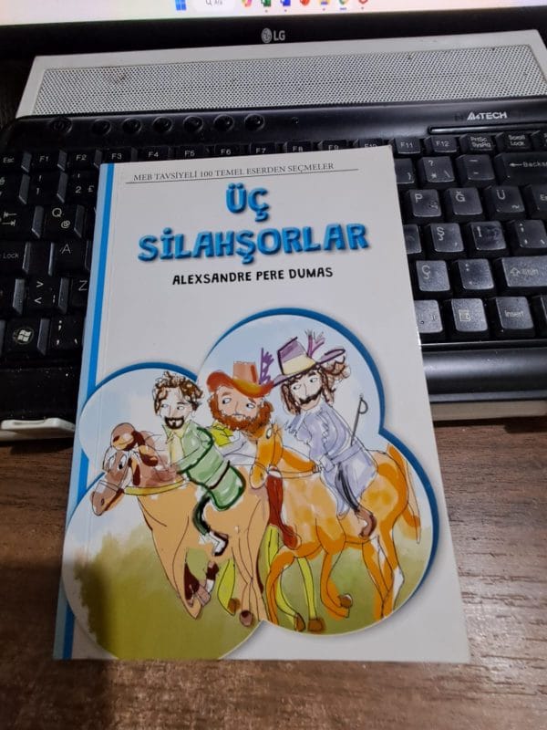 ÜÇ SİLAHŞÖRLER/Alexandre P. DUMAS