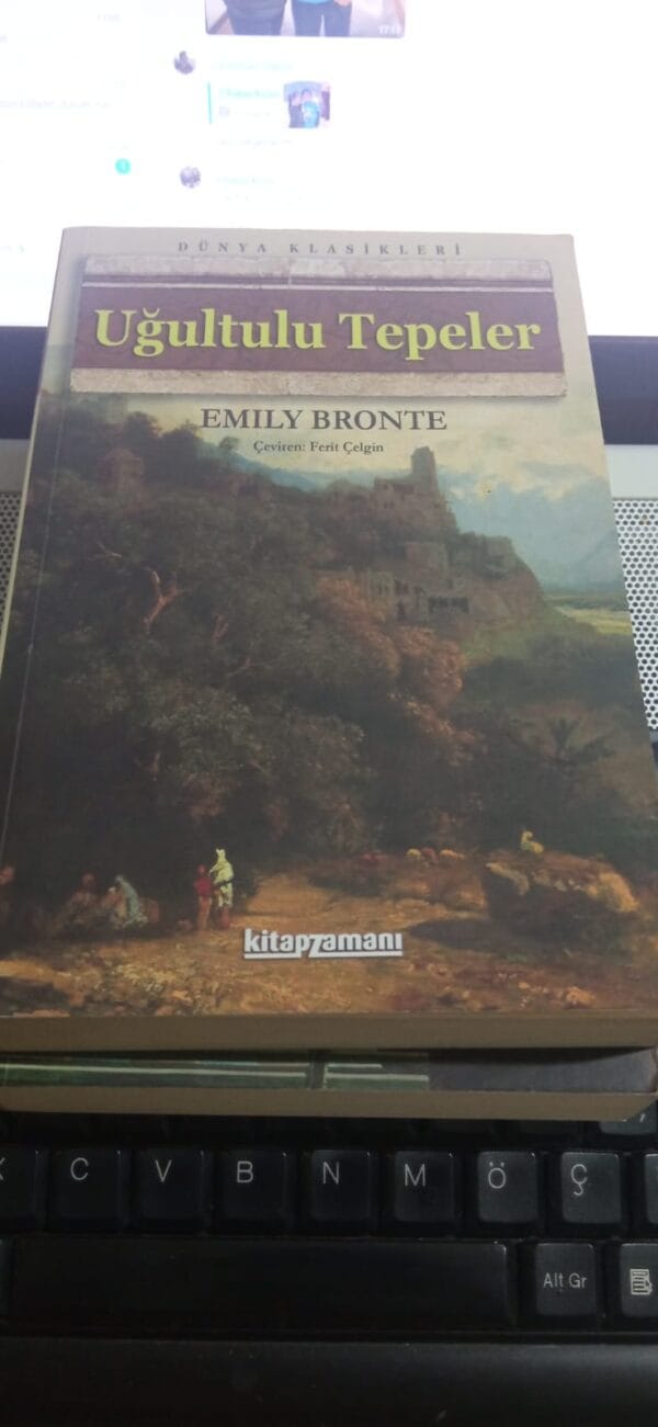 UĞULTULU TEPELER/Emıly BRONTE