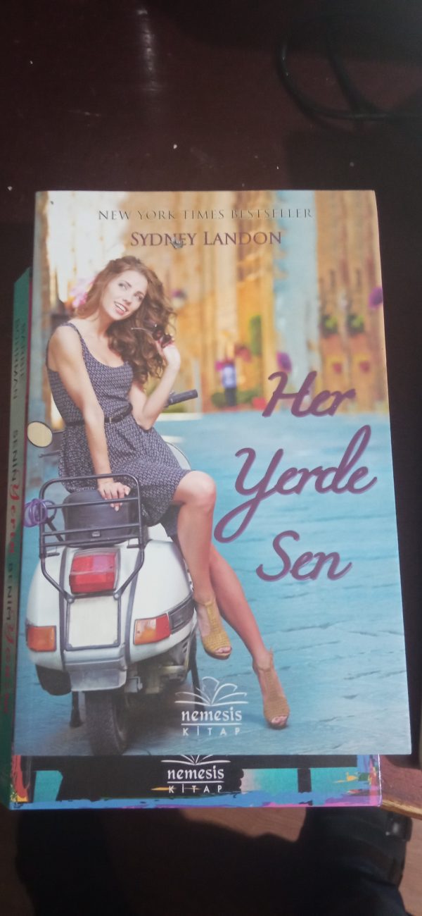 Her Yerde Sen/Sydney Landon