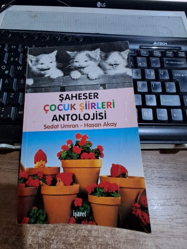 ŞAHESER ÇOCUK ŞİİRLERİ ANTOLOJİSİ/Sedat UMRAN-Hasan AKAY