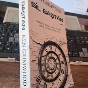 SİL BAŞTAN/Ken GRIMWOOD